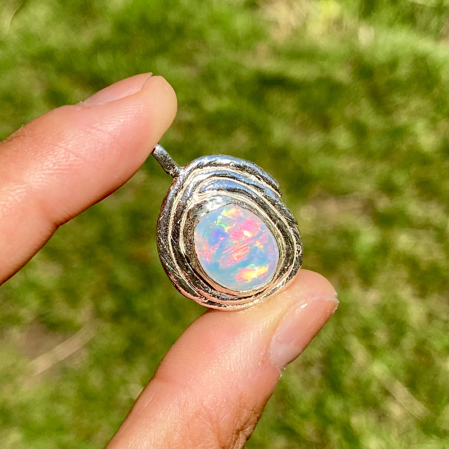 Opal Nest 1 Pendant