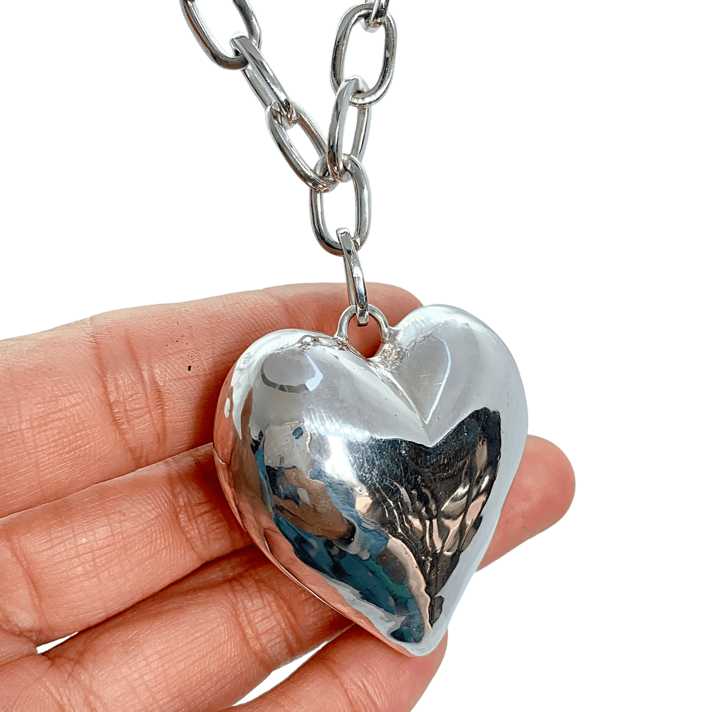 Sterling silver Sweetheart Pendant with large-link 42 cm chain, bold heart design.