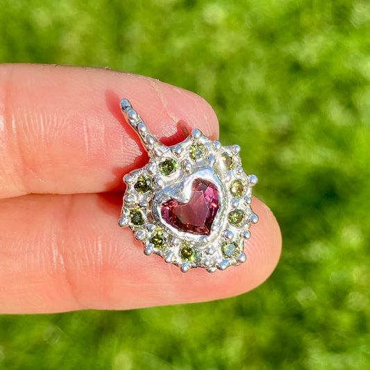 Fall in love! Blushing Heart Pendant: pink tourmaline & sparkling green stones. Handmade necklace with a delicate chain. Shop Lia Makes Jewellery! 