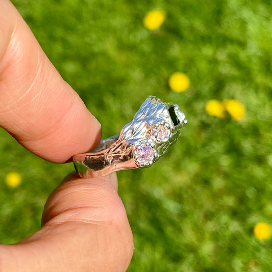 Nature's whisper! Botanical Bliss Ring: green tourmaline & pink stones in sparkling silver. Size O (US 7, adjustable). Shop Lia Makes Jewellery! 