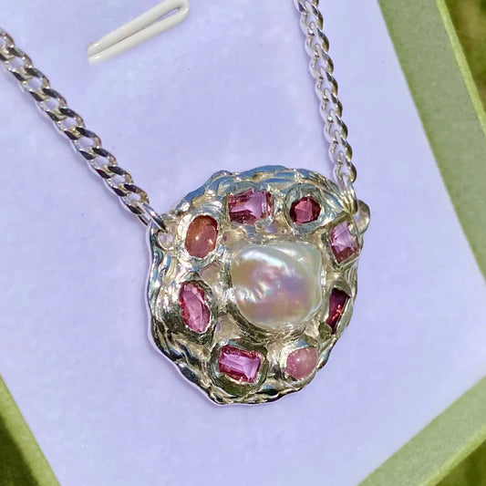 INeer Bloom Necklace in box