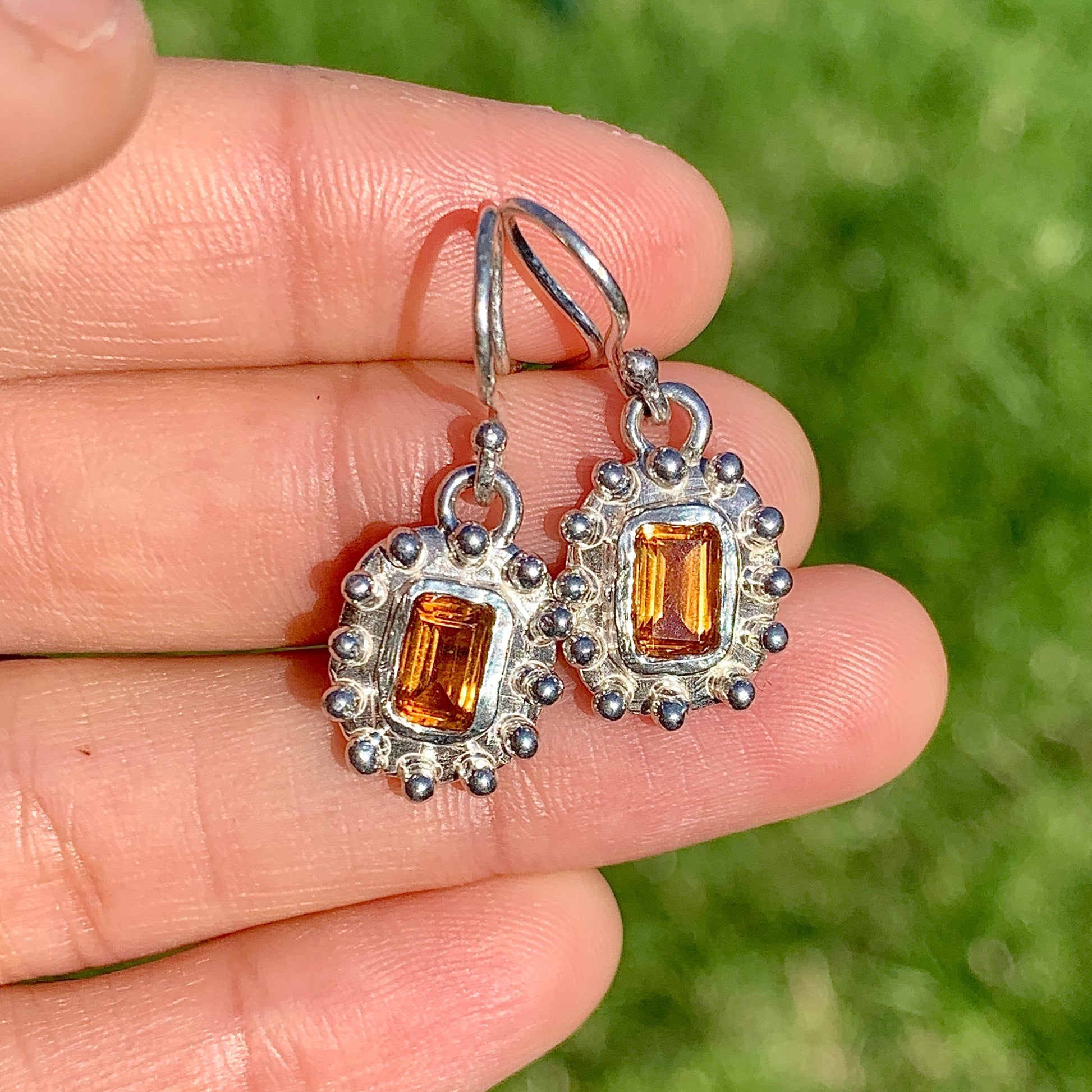 Bola Citrine earrings for everyday wear. It is very cute. 