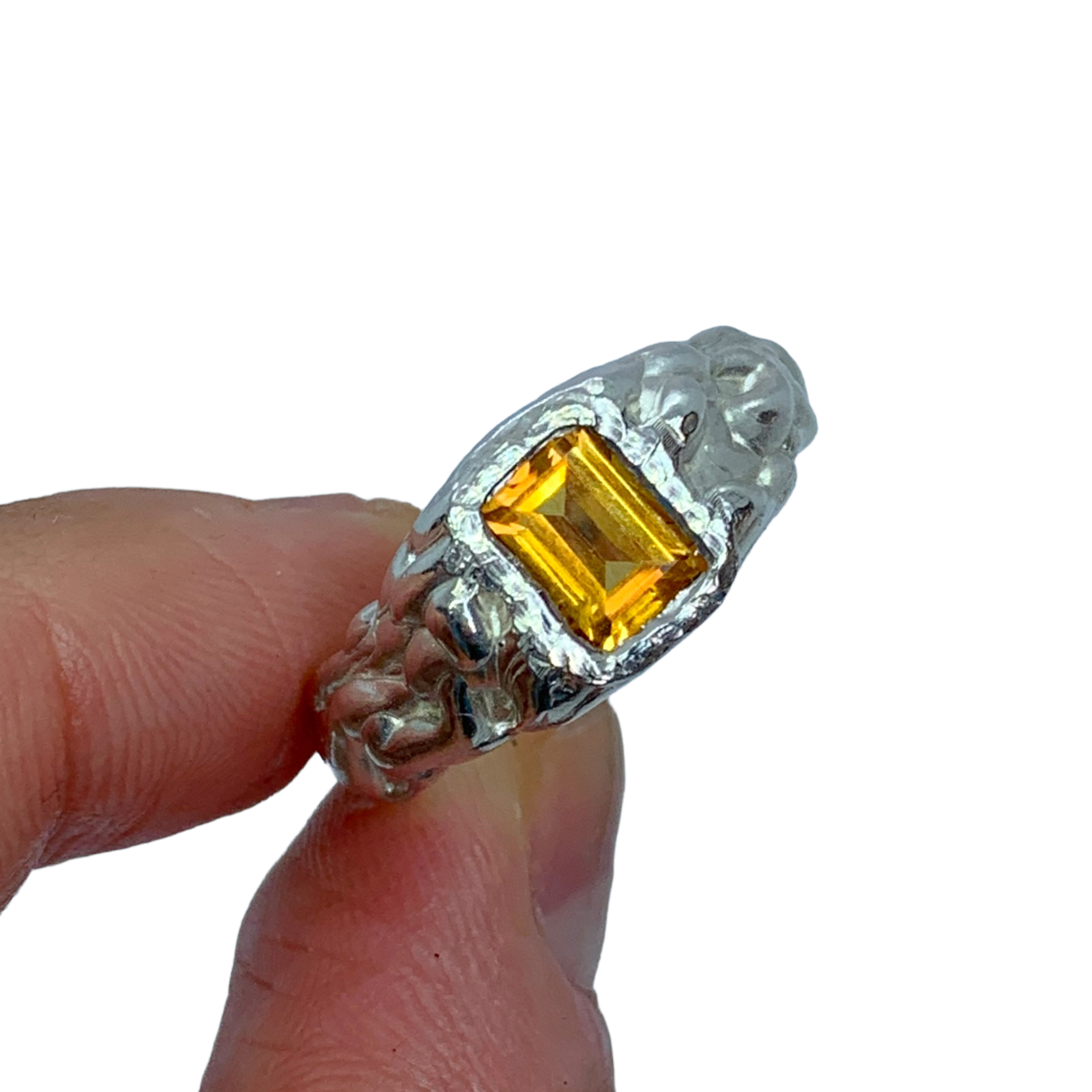 Yellow stone ring meaning 2025